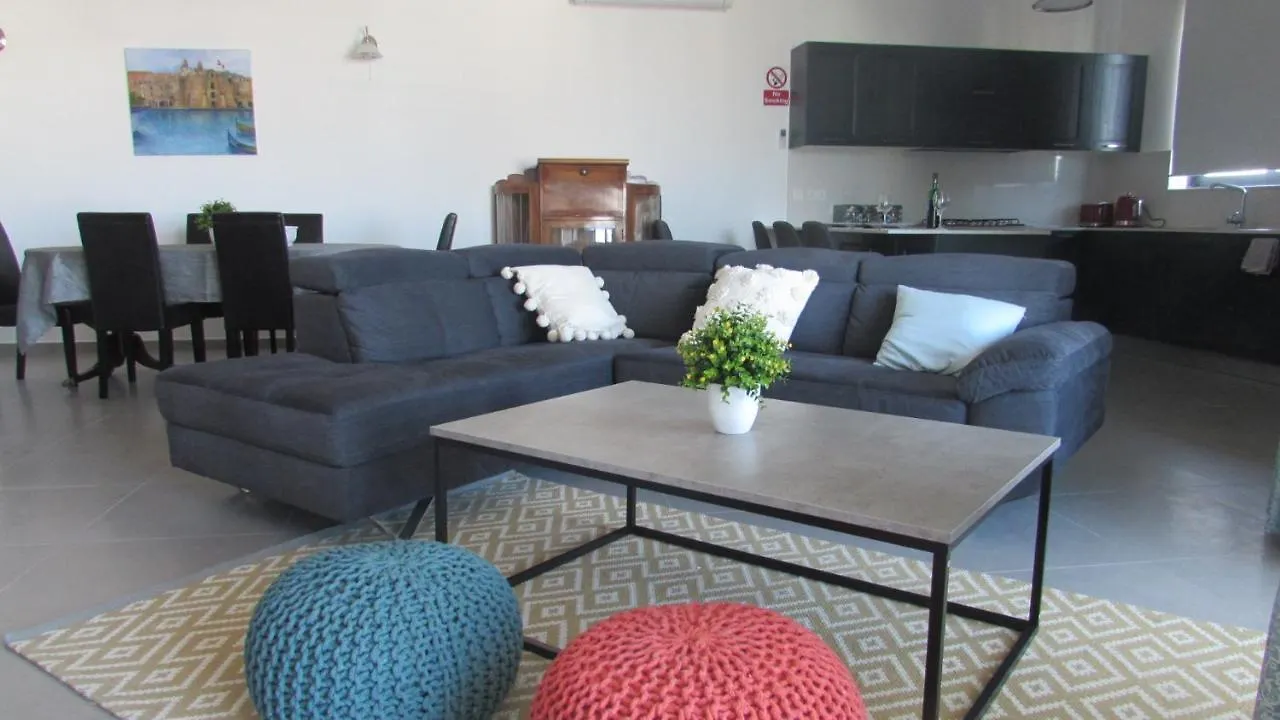 St Julians Central Luxury Apartment St. Julian's