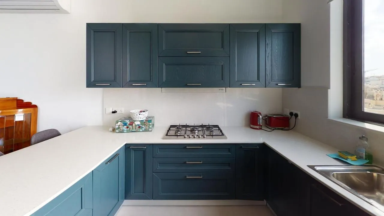 Saint Julian's St Julians Central Luxury Apartment מלטה